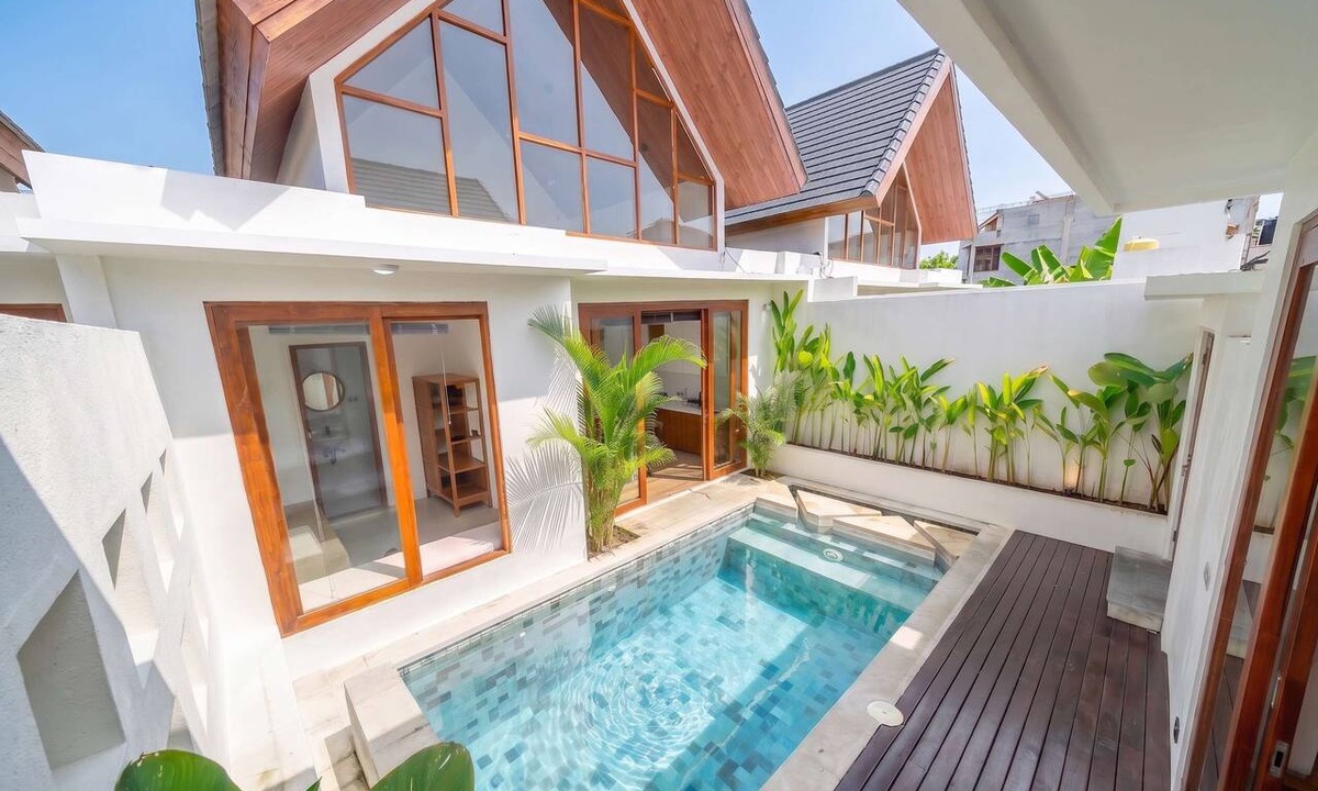 Padangsambian Klod Villa | NEW Private Villa, Seminyak, 2 BDR, Beach Access