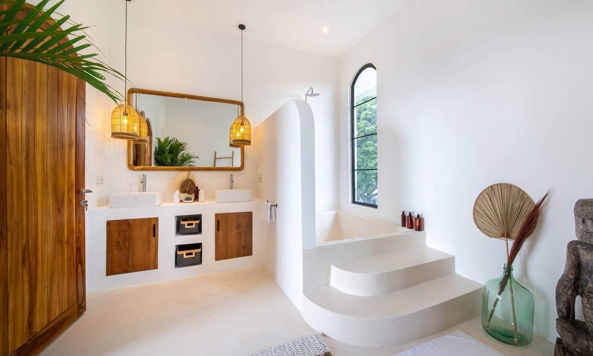 Tigawasa Villa | NEW ! Stunning 4BR Jungle View Villa in Lovina
