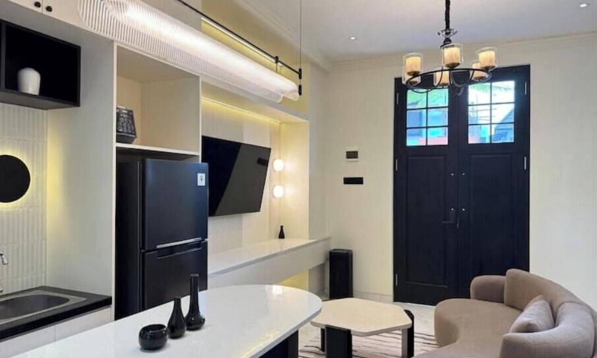 Ngaglik Villa | New Stylish 3BR Villa with pool in Batu