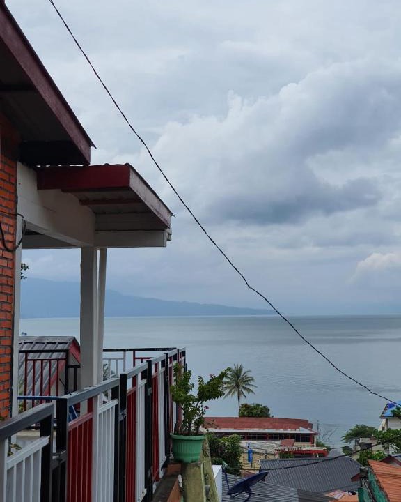 Parapat House | Oliver Homestay