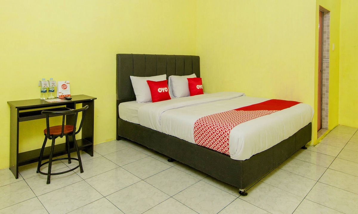 Berastagi Hotel | OYO 1701 Bagus Inn