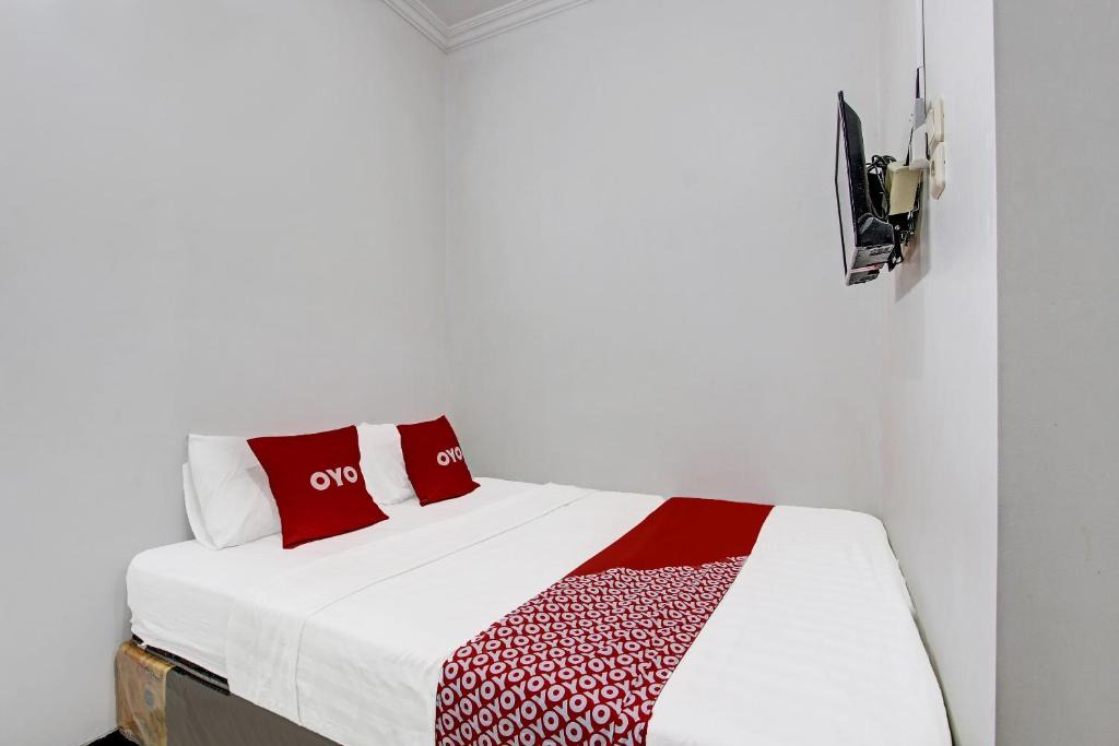 Solo City Centre Hotel | OYO 91729 Griya Monjari
