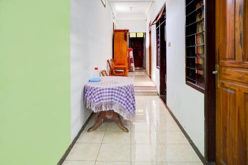 Bungurasih Hotel | OYO 93069 Penginapan Sumber Rizki