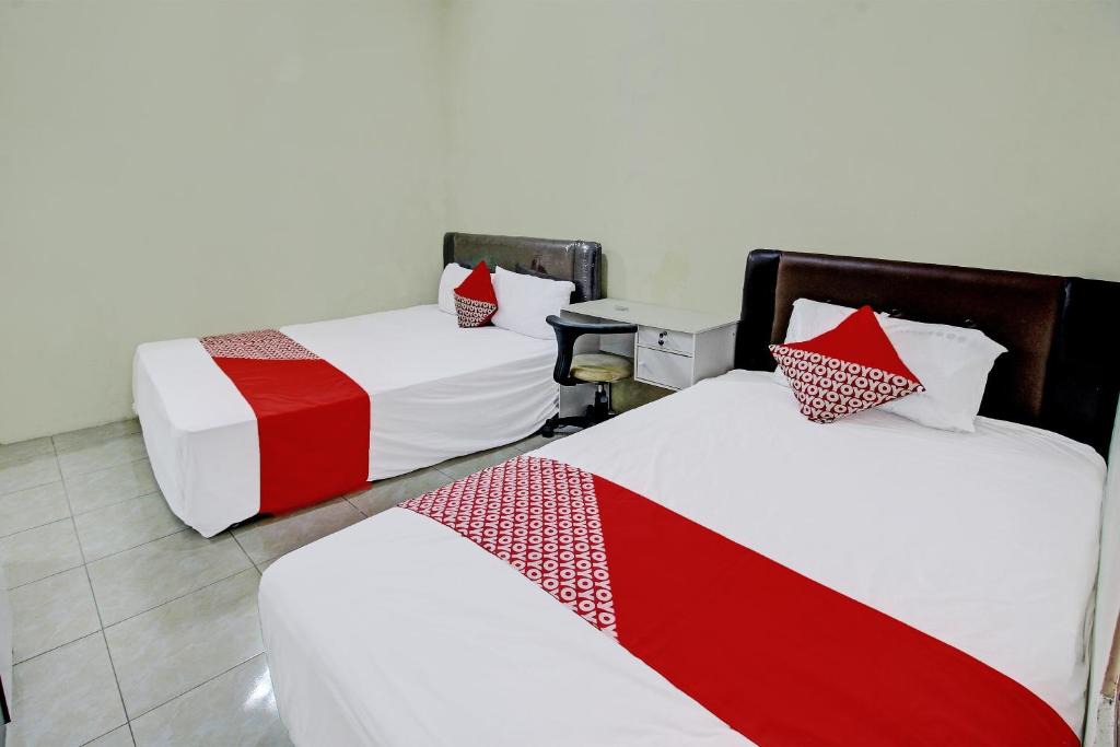 Kediri Hotel | OYO Life 92312 A+ Cozy Rooms Syariah