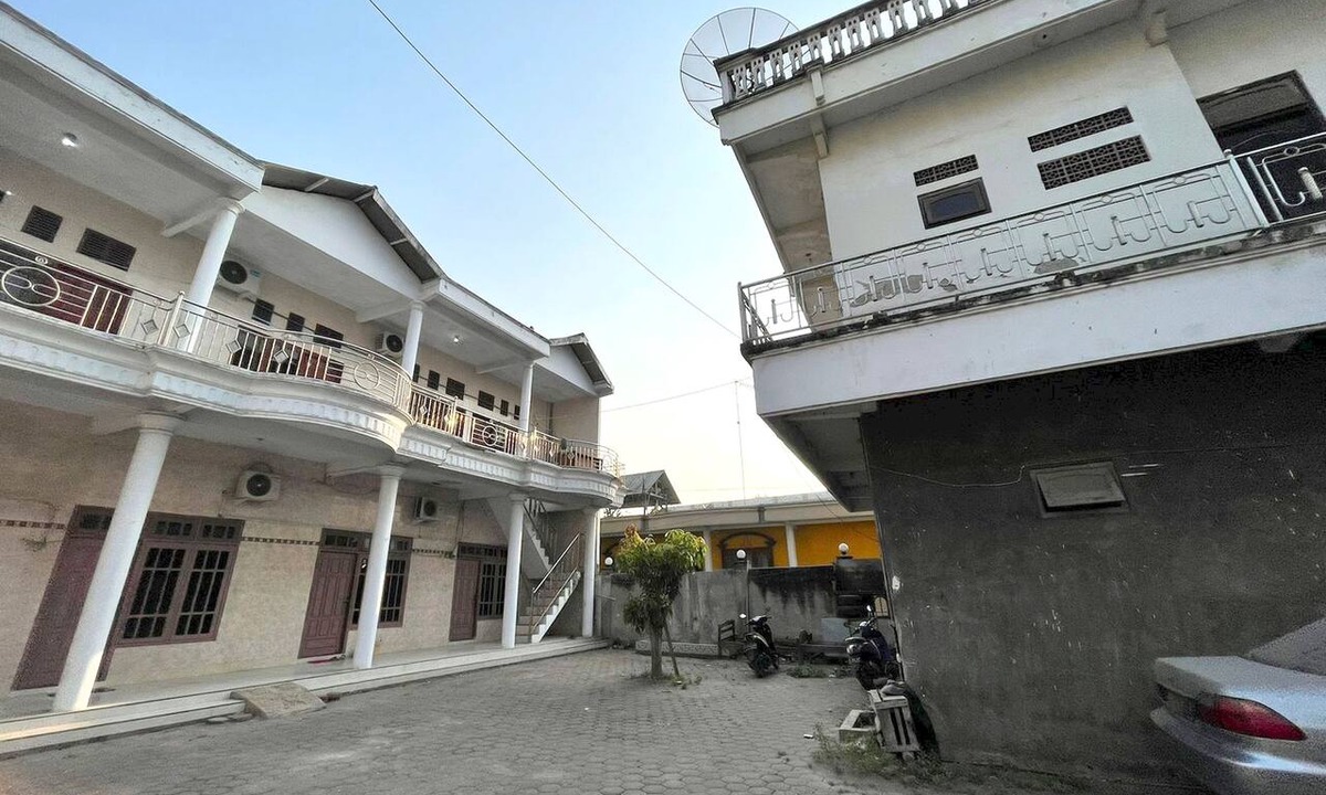 Paciran Hotel | OYO Life 93083 Nova Jaya 3 Homestay Syariah