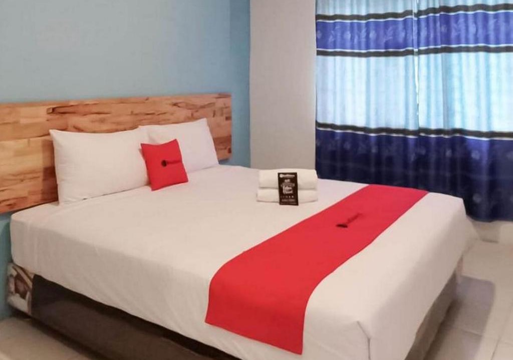 Medan Hotel | RedDoorz @ Jalan Brigjend Katamso Medan 2