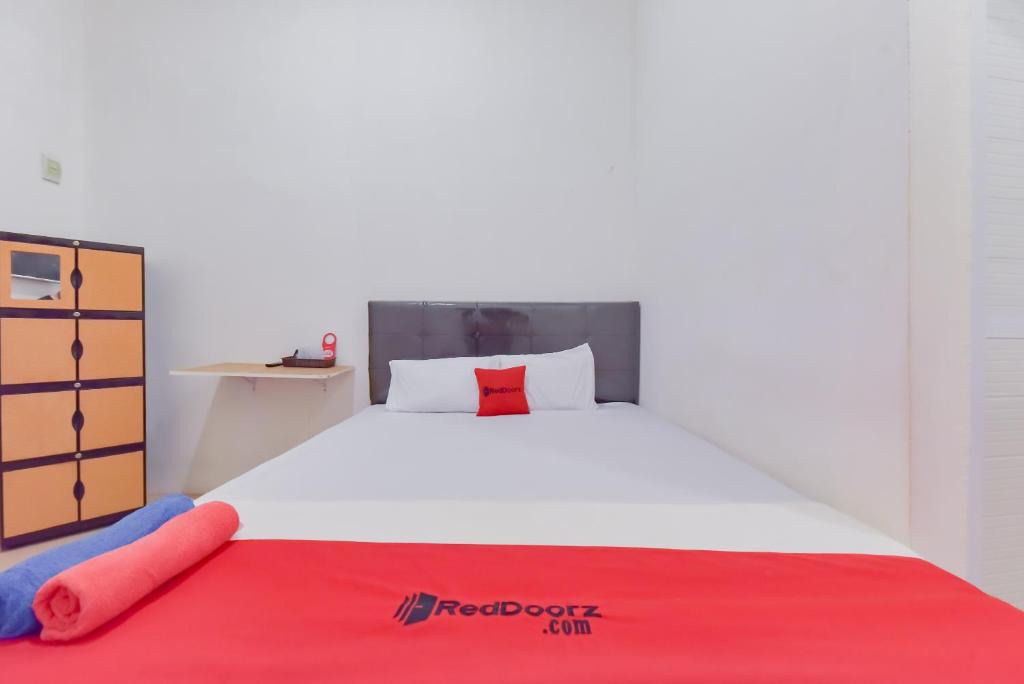 Tarakan Hotel | Reddoorz near Juwata Airport Tarakan