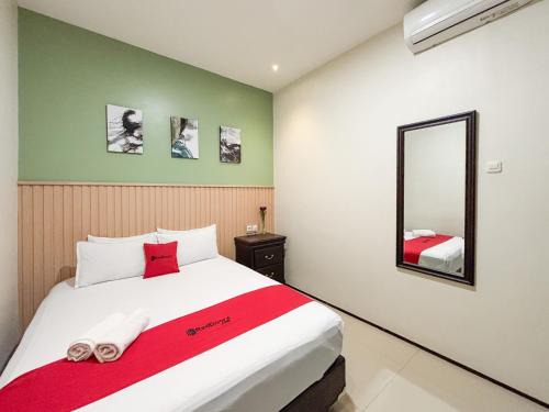 Malang House | RedDoorz near Taman Krida Budaya Malang