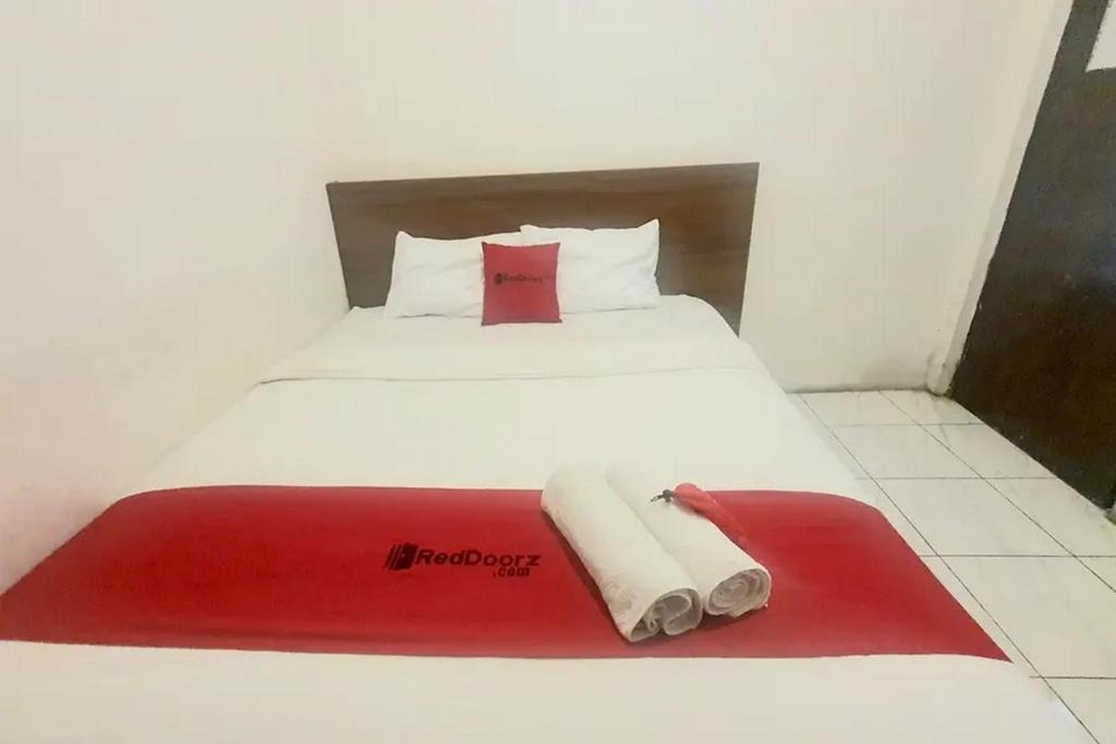 Malang Hotel | RedDoorz near Universitas PGRI Kanjuruhan