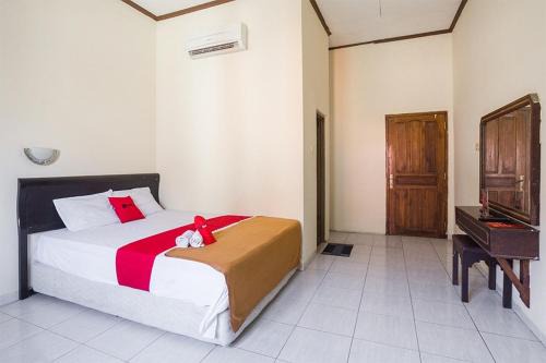 Yogyakarta Hotel | RedDoorz near XT Square 2