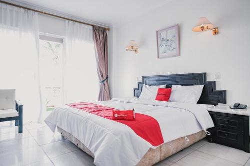 Merak Hotel | RedDoorz Plus near Pelabuhan Merak