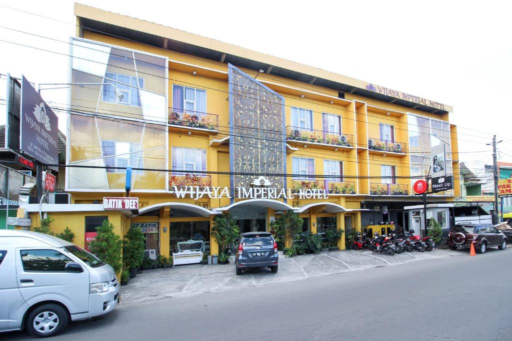Banguntapan House | RedDoorz Syariah At Wijaya Imperial Hotel