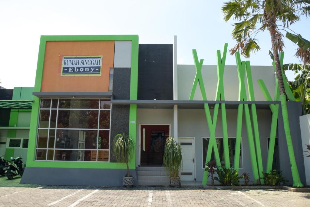 Probolinggo House | RedDoorz Syariah near Balai Kota Probolinggo 2