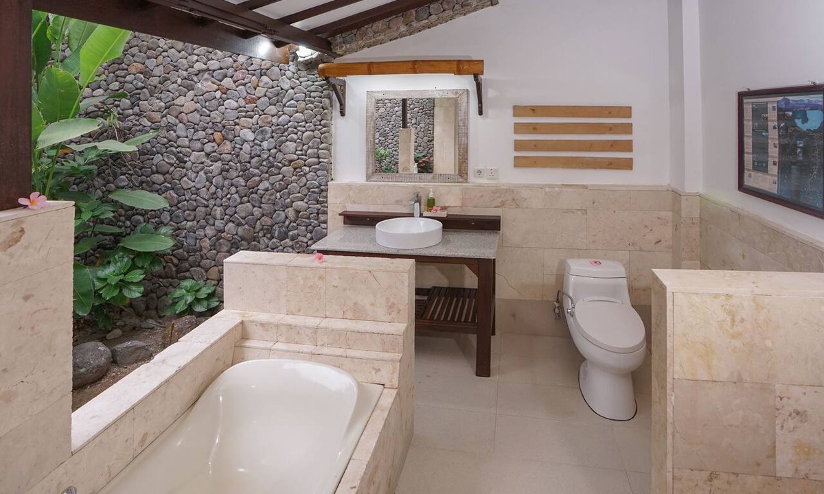 Bayan Hotel | Rinjani Lodge