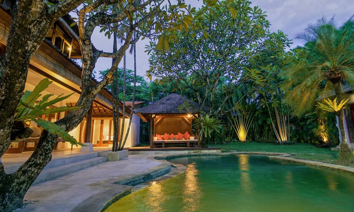Central Seminyak Villa | Seminyak Estate (9 Beds), Great Value!