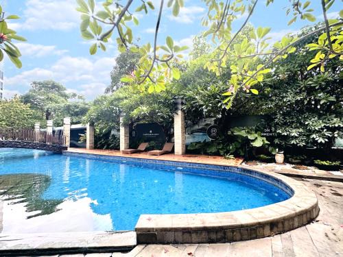 Surabaya Apartment | Serene 2BR Apartment in Venetian Tower Grand Sungkono Lagoon Surabaya by Le Ciel Hospitality