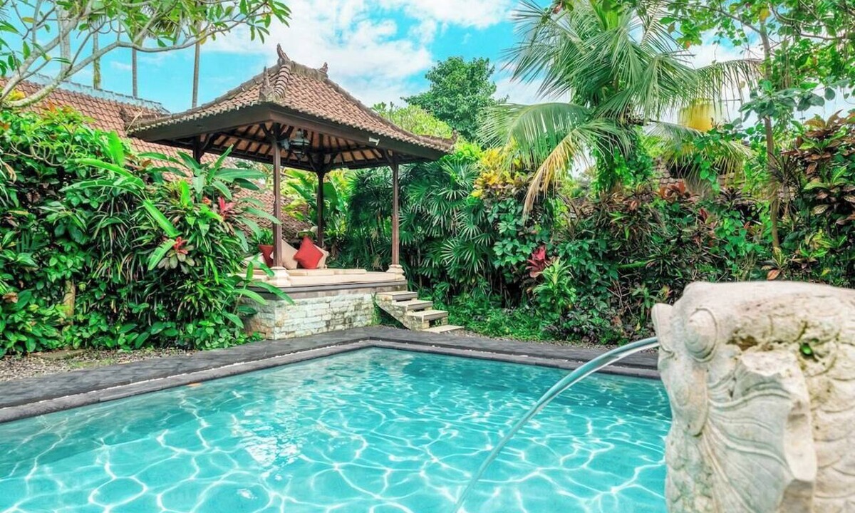 Penestanan House | Serene Ubud 1BR w Pool & Lush Garden, Top Location