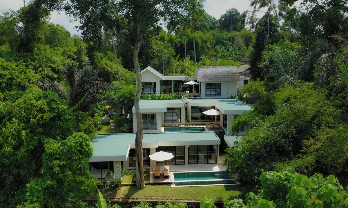 Singapadu Tengah Villa | Spacious 8-bedroom villa in delightful Ubud Bali with AC comfort