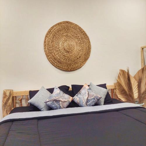 Watukarung House | Summerfield Homestay and Cafe
