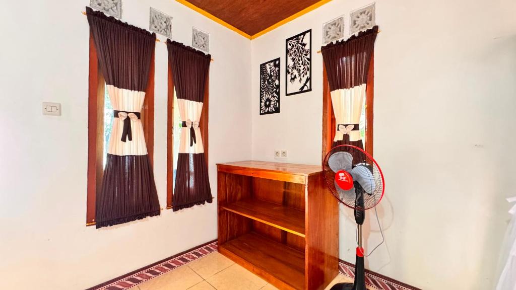 Wodong House | Sunset Cottages