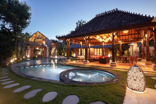 Mumbul Villa | Sunset Paradise Villa Nusa Dua