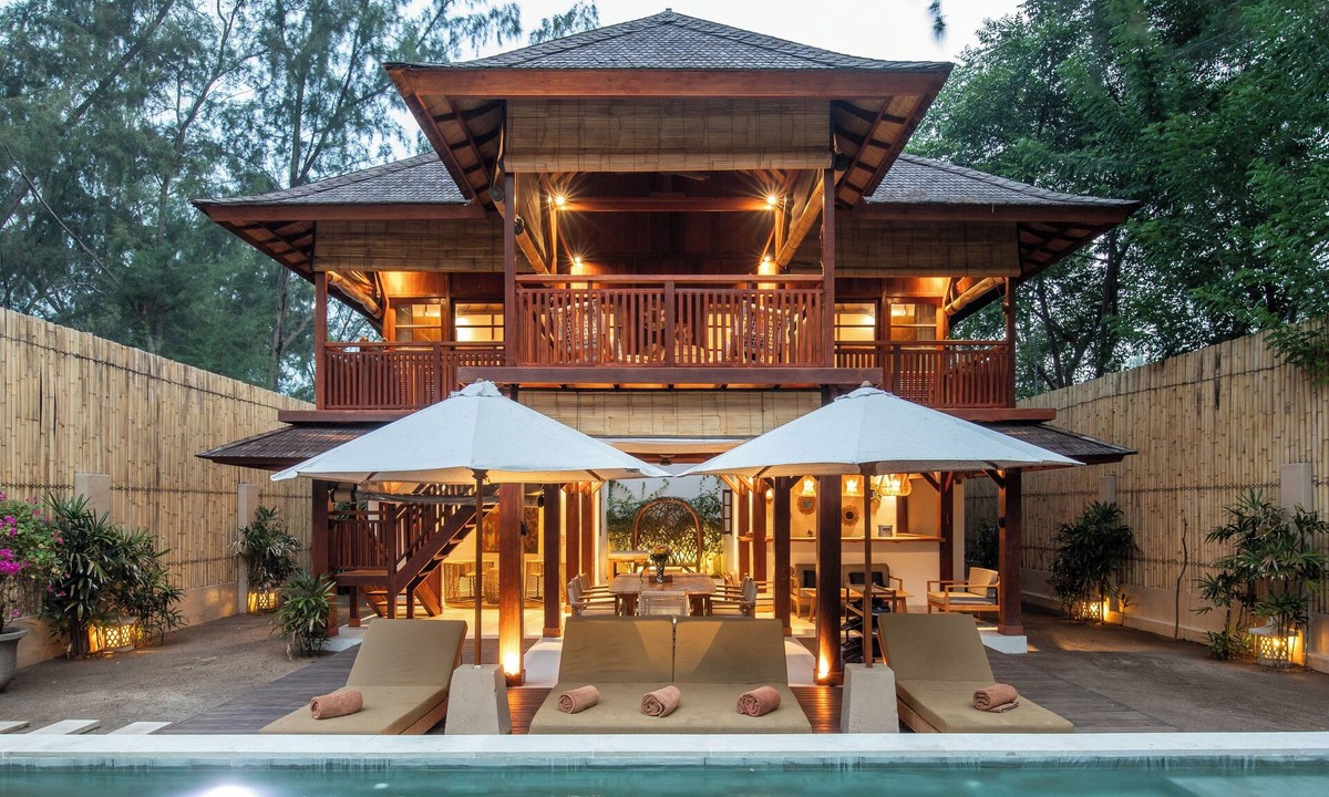 Gili Trawangan Villa | The Gili Beach Resort Villa.3, 4 BR Villa Gili Trawangan - 50m from The Beach