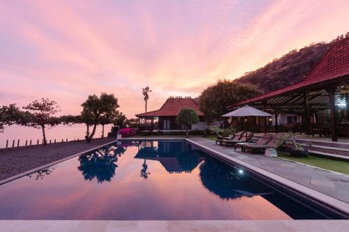 Pemuteran Cabin | The Joglo By The Beach Pemuteran