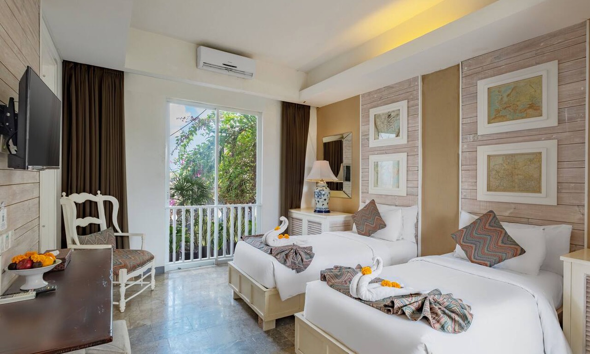 Petitenget Hotel | The Kanjeng Suites Petitenget