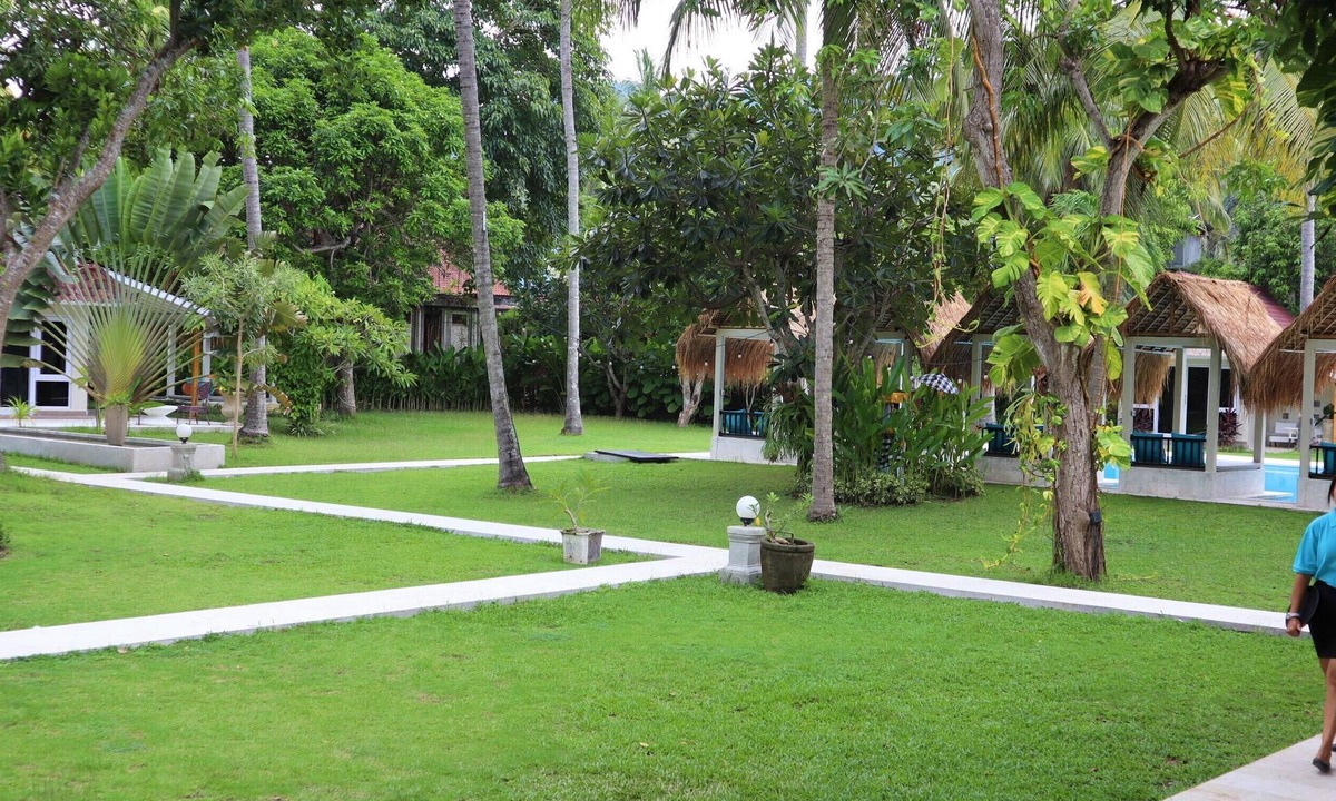 Candi Dasa Cottage | Tropical Garden (Superior) Resort 50 meters from the beach