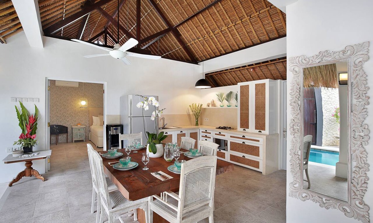 Central Seminyak Villa | Villa Elleo