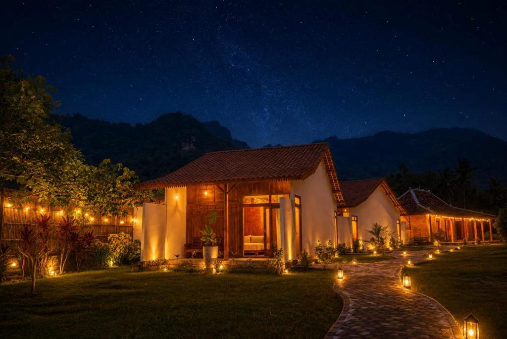 Borobudur Cabin | Villa Kebun Pala