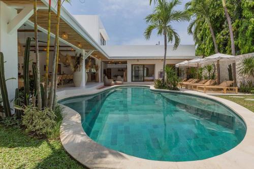 Central Seminyak House | Villa Kiara our Paradise in Seminyak 5 bedrooms 12m private pool