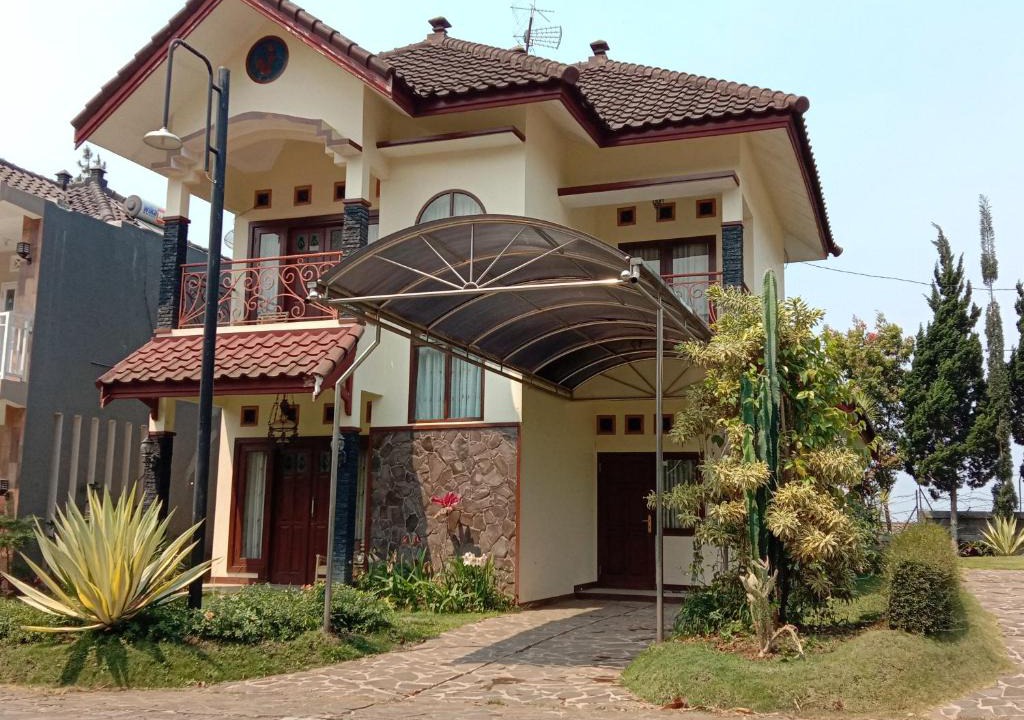 Ngaglik Villa | VILLA KUSUMA AGRO KOTA BATU