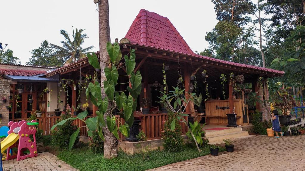 Terong House | Villa Opa Doel