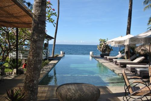 Songan Villa | Villa Pantai Matanai
