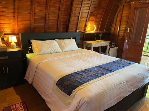Kayu Putih Villa | Villa Rumah Kayu Lovina