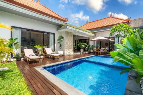 Padangsambian Klod Villa | Villa Taj - Luxury 3-bedroom Pool Villa Near Seminyak