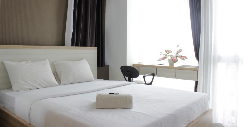 Hegarmanah Apartment | Wonderful Studio at Taman Melati Jatinangor Apartment with Mountain View By Travelio
