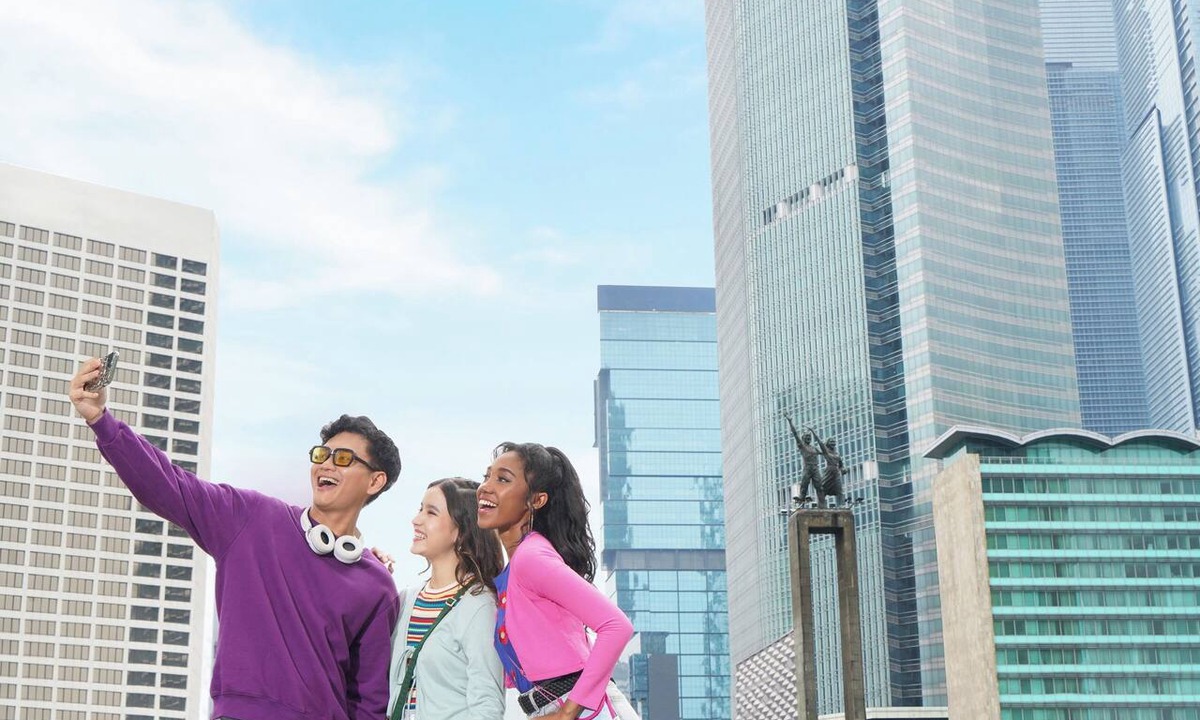Gambir Hotel | YELLO Hotel Harmoni Jakarta