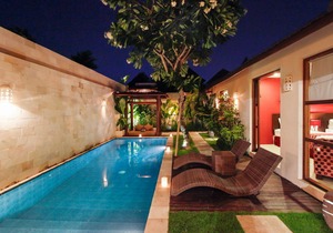 2BR Villa Situated In Legian! - 5Min Drive To Kuta Beach! PERFECT for YOUR Vacay in Legian