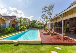 607 m² Villa ∙ 4 bedrooms ∙ 10 guests in North Kuta