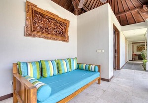 Beachfront 3 br family villa in Sanur in Denpasar