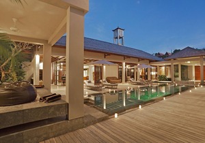 Book 3 Bedrooms, Exclusive use of 4 Bedroom Luxe Private Pool Villa, Walk to GWK in Jimbaran