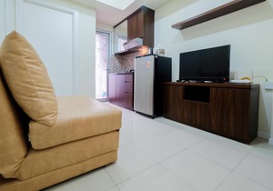 Comfy 2BR at Green Lake Sunter Apartment By Travelio in Jakarta
