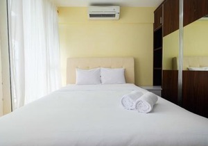 Comfy Studio Tifolia Apartment By Travelio in Jakarta