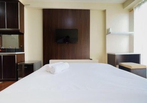 Comfy Studio Tifolia Apartment By Travelio in Jakarta