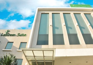 LeGreen Suite Senayan in Central Jakarta