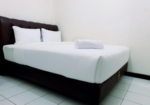 Minimalist 1BR with City View The Wave Apartment By Travelio in Jakarta