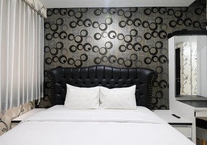Monochrome 1BR Lexington Apartment By Travelio in Jakarta