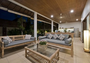 Spacious 3 Bedroom villa, seminyak in Seminyak